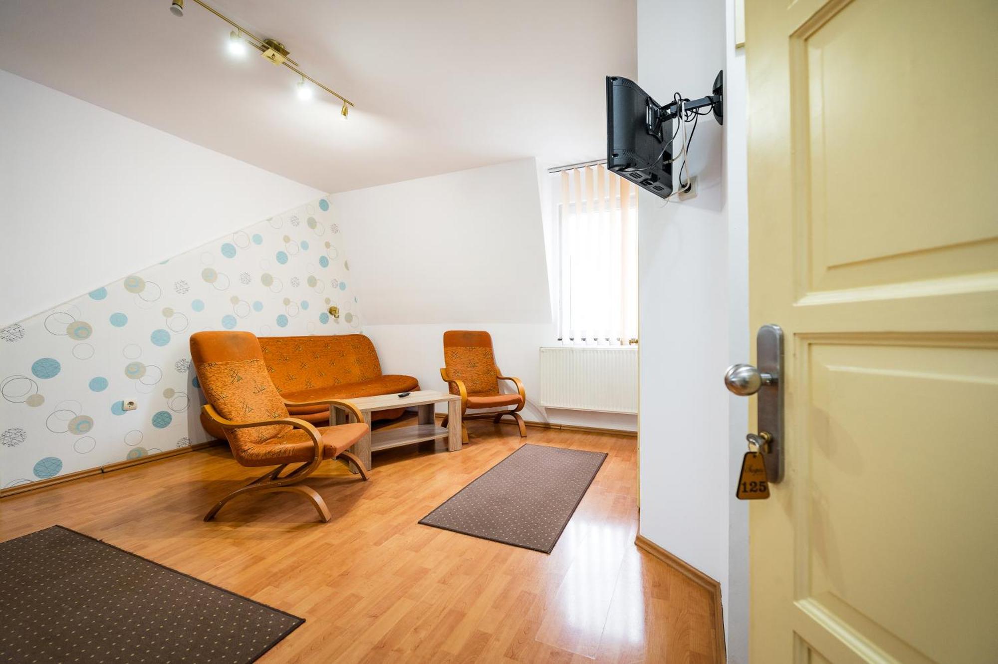 Hotel Sugas Sfantu Gheorghe  ภายนอก รูปภาพ